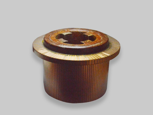 Groove commutator