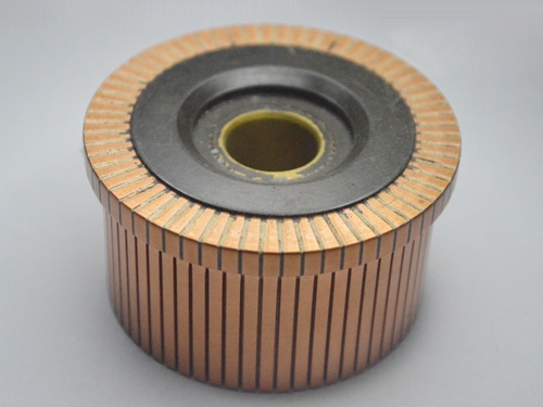 Groove commutator